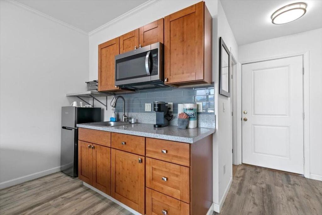 Unit 19 Maui Ohana Modern Apartment Wailuku